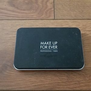 Makeup forever powder foundation y375